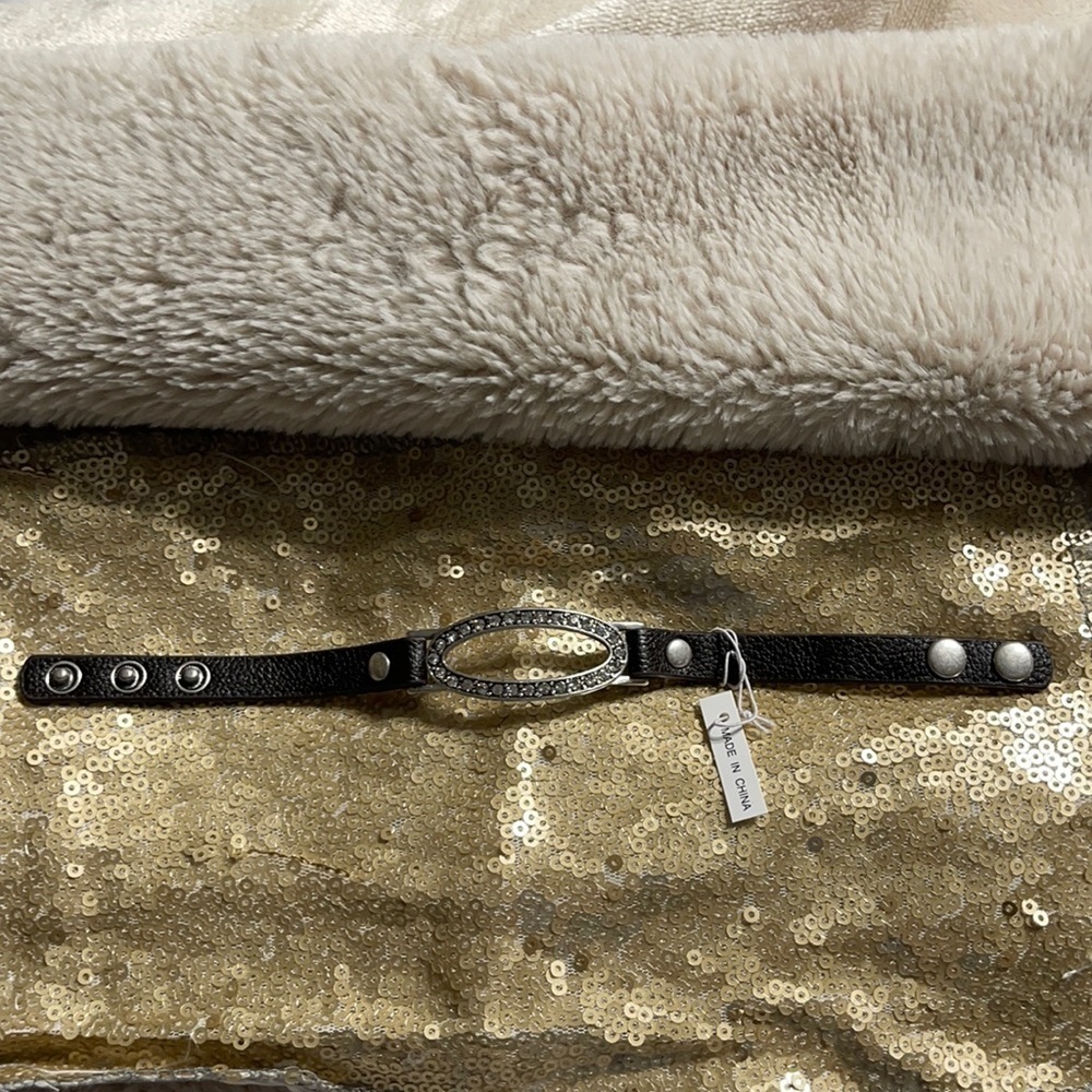 New JK by thirty One Brown Enchanted Bracelet